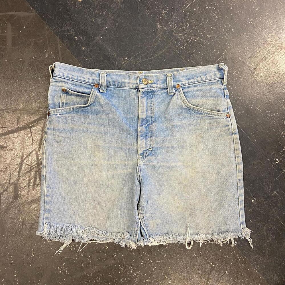 Vintage Distressed Lee Cuttoff Jorts